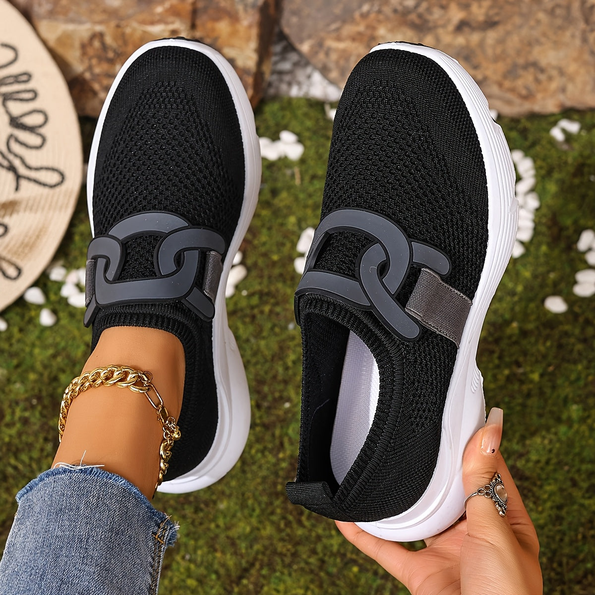 Women’s Athletic Shoes With Thick, Breathable, and Comfortable Soles