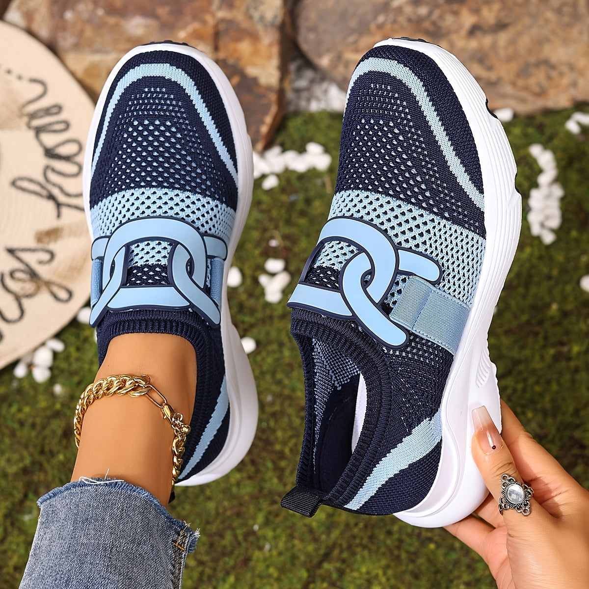 Women’s Athletic Shoes With Thick, Breathable, and Comfortable Soles