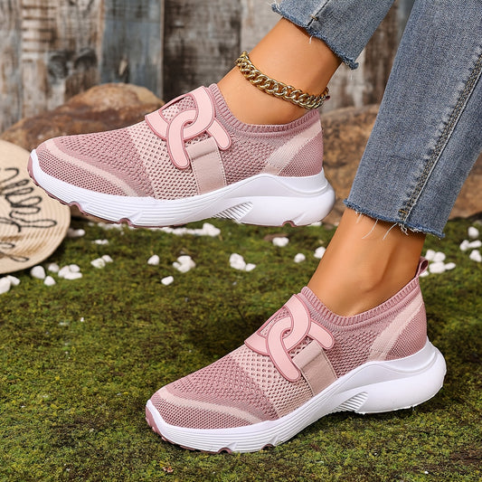 Women’s Athletic Shoes With Thick, Breathable, and Comfortable Soles