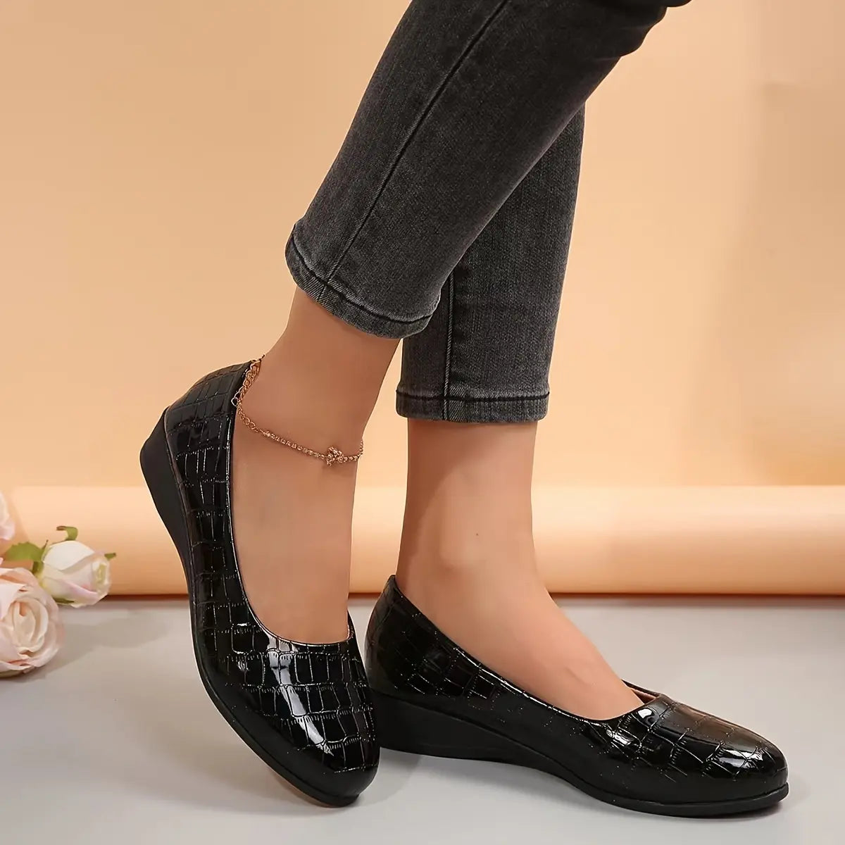 Women's Orthopedic leather shoes, Lightweight, Anti-Slip, Breathable