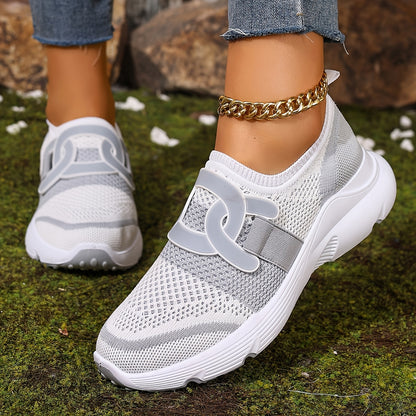 Women’s Athletic Shoes With Thick, Breathable, and Comfortable Soles